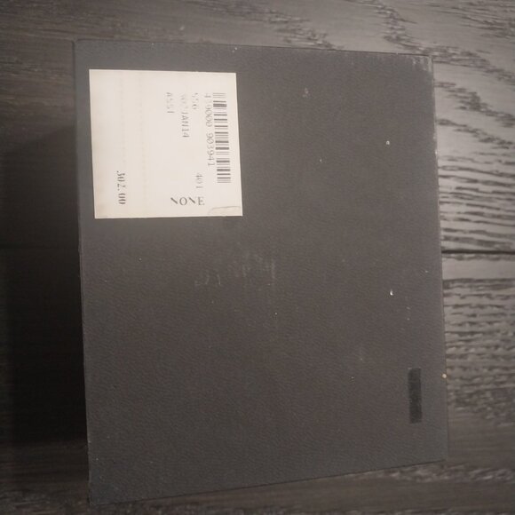 Fendi Black Dial Women's Watch Analog- black leather band - Picture 6 of 6